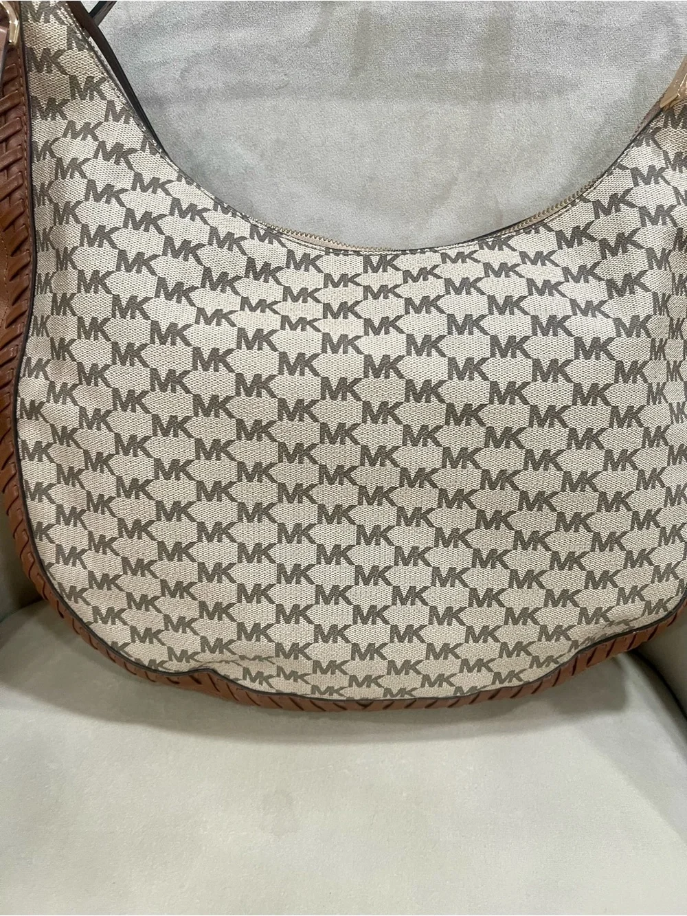 Michael Kors canvas mk